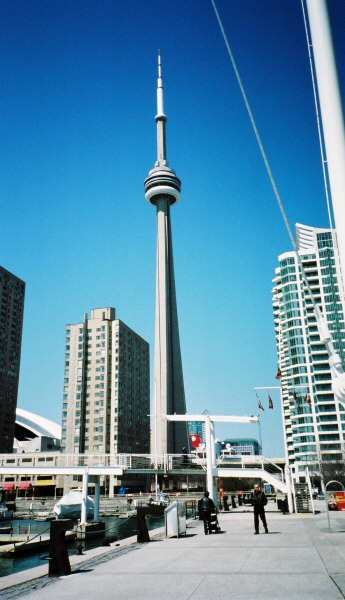 cntower600.jpg