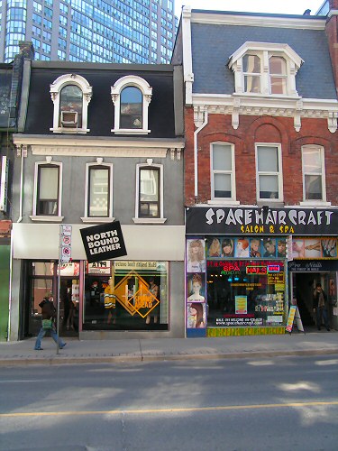 13_yonge2.jpg