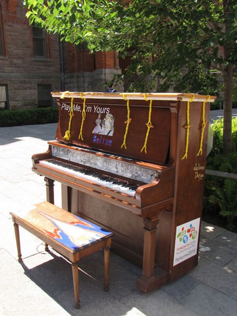 01_piano_roalconservatory.jpg